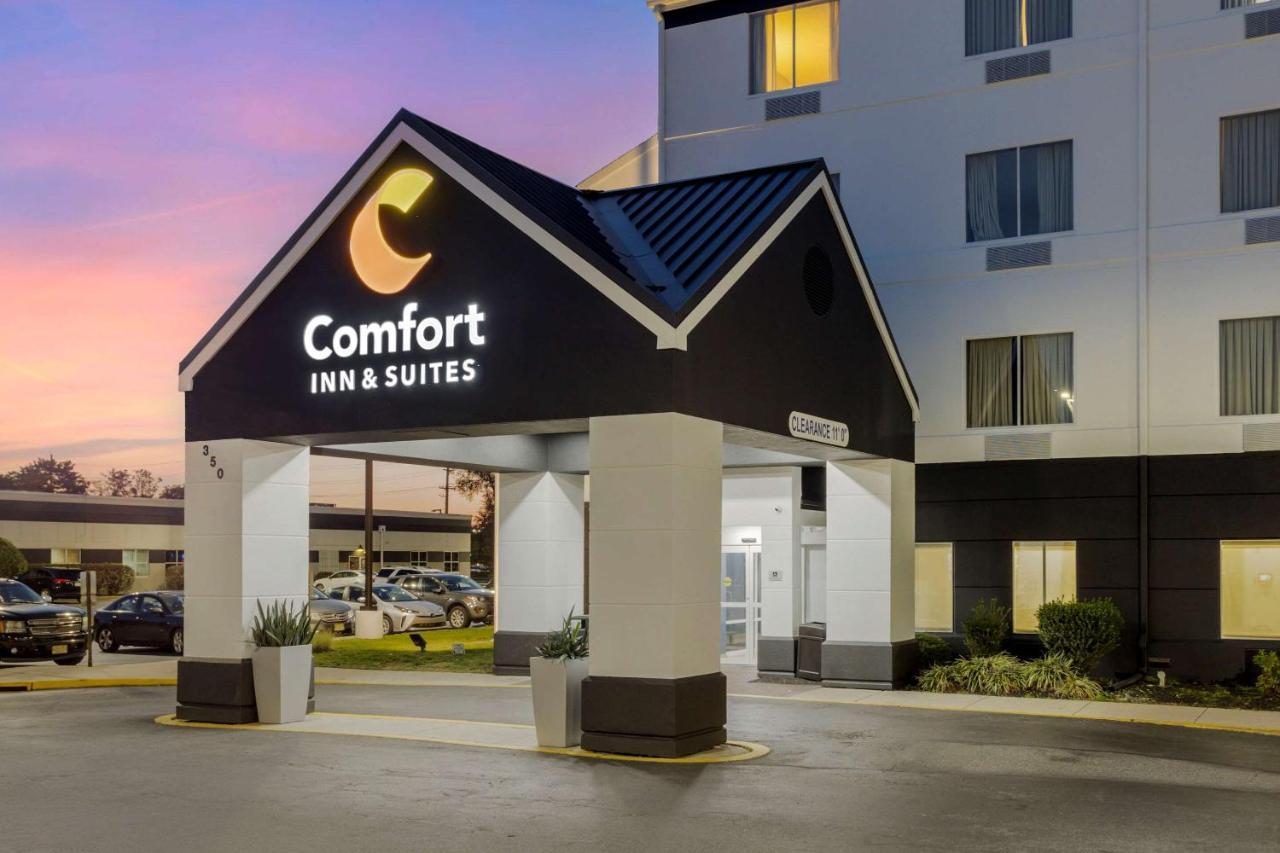 Comfort Inn & Suites Mt Laurel-Philadelphia Маунт-Лорел Экстерьер фото